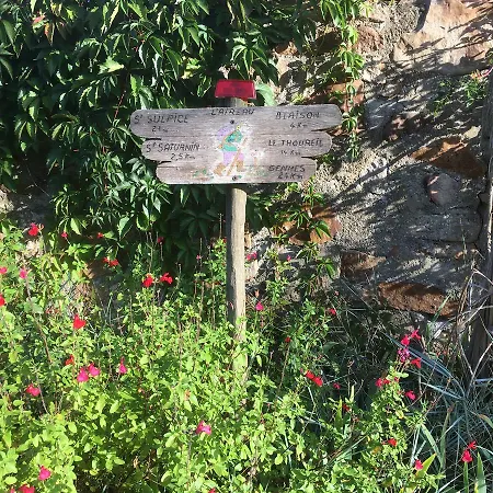 Bed & Breakfast Manoir De Jouralem 3*