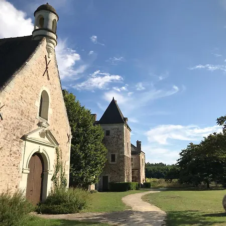Manoir De Jouralem Bed & Breakfast